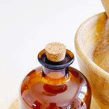 Load image into Gallery viewer, Amber Glass Oil / Vinegar Pourer Bottle With Personalised Label
